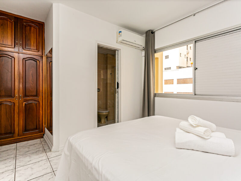 Amplo apto localizado a passos da Beira-mar Norte - SA402