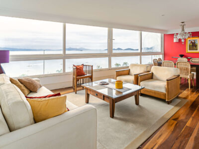 Paris à Beira-mar, na principal avenida de Floripa - AN601